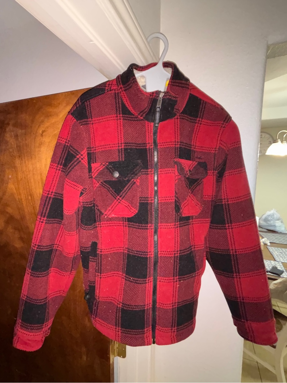 Cabela’s Fleece Lined Red and Black Plaid Men’s Large Zip Up Jacket